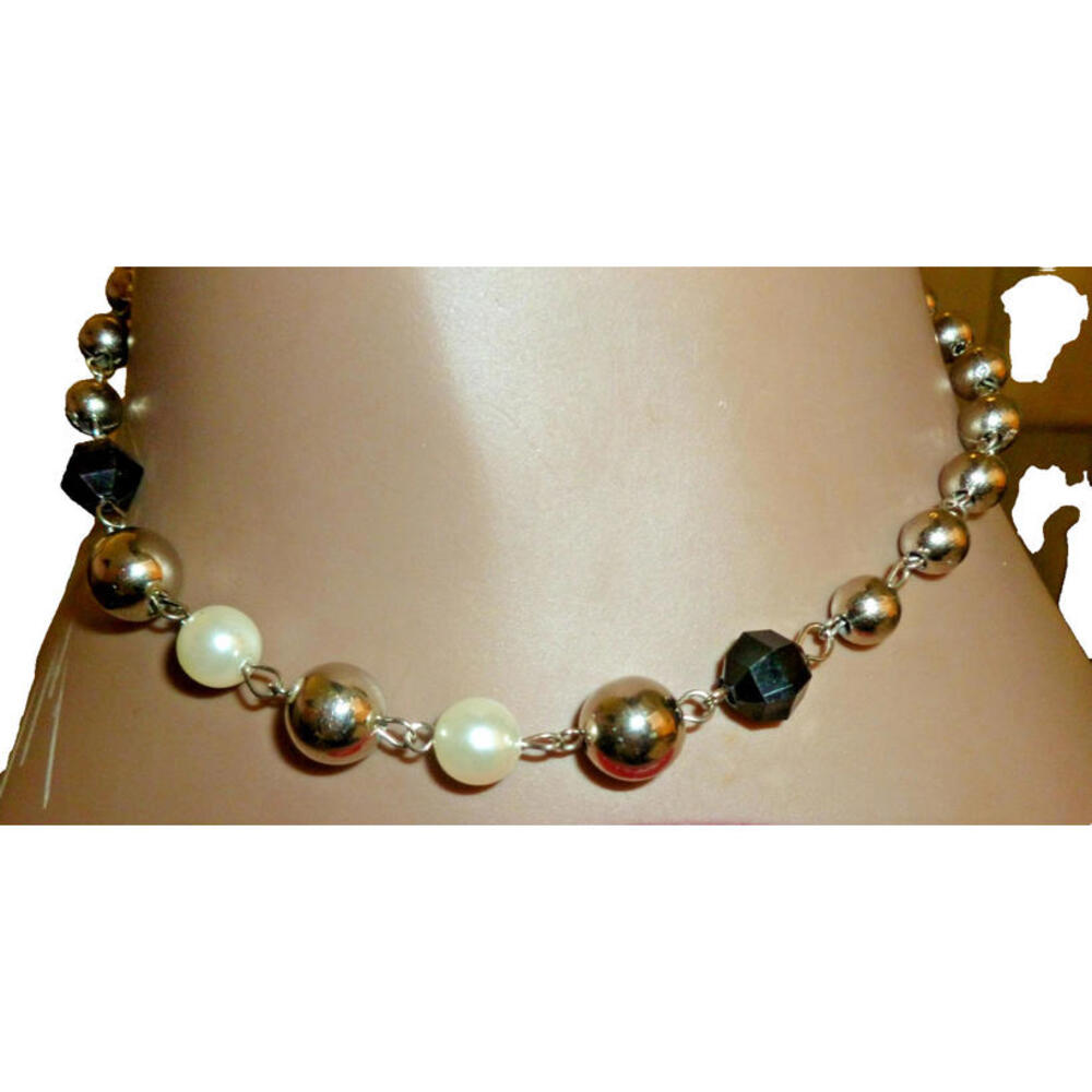 Faux Pearl Black Bead Necklace Silver Tone Chain‎ 20"